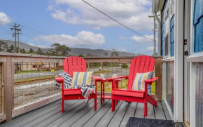 King Tide - Meredith Lodging